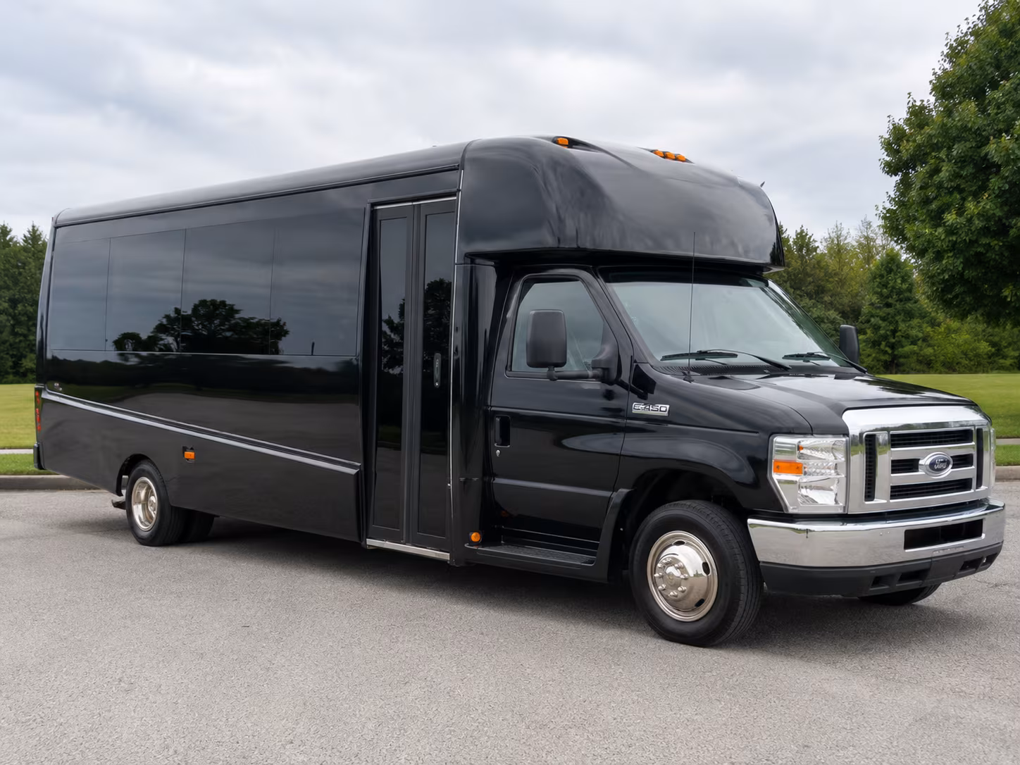 bus rentals for youth sports tournaments and travel teams in elk grove