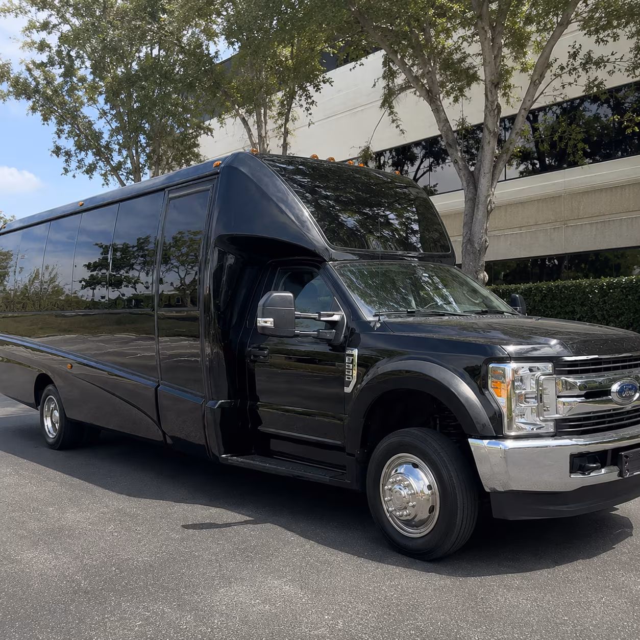 party bus transportation for elk grove area proms