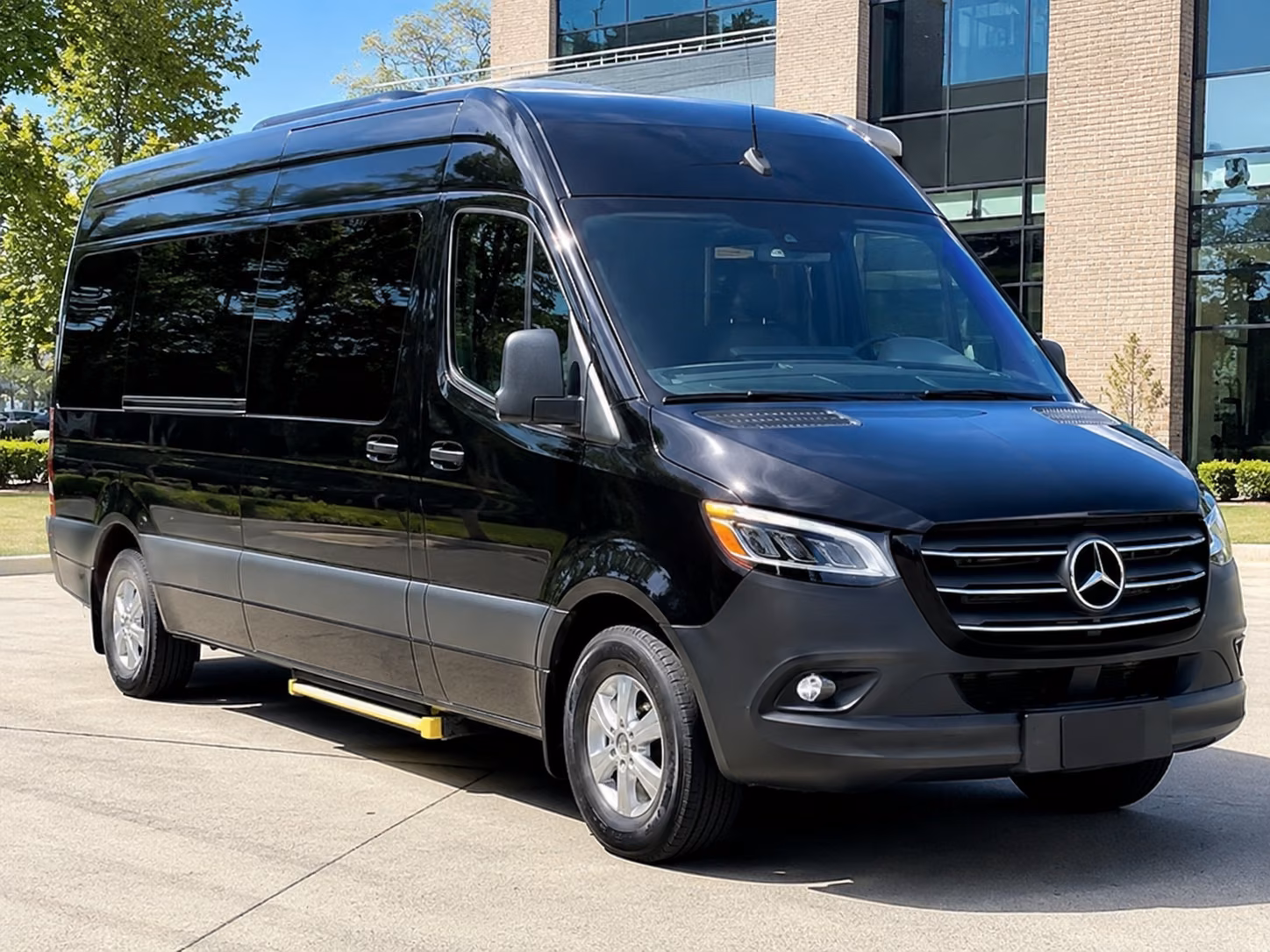 sprinter van and minibus rentals for executive and small group corporate travel
